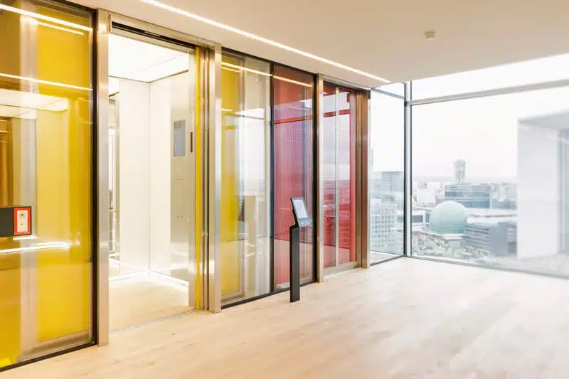 TK-Elevator-ascenseur-TWIN-Tour-Trinity-Paris-lobby-reference
